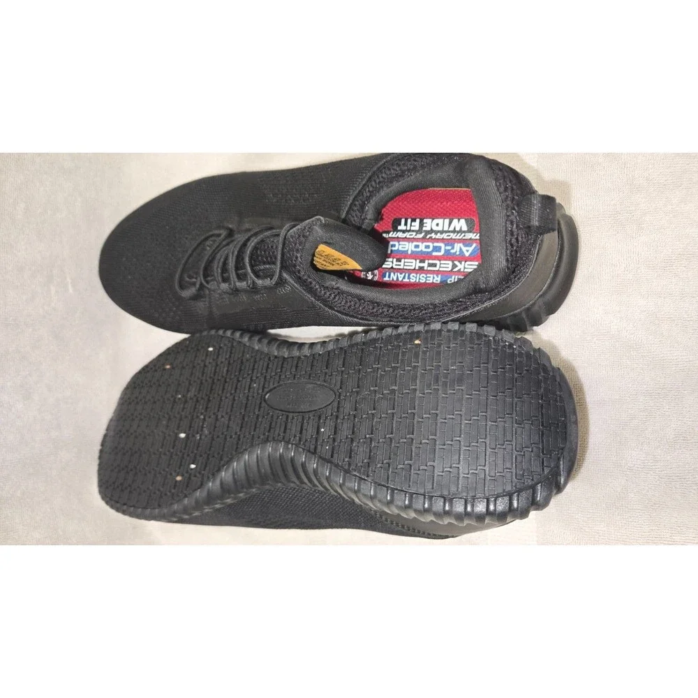 Skechers Memory Foam Men's Black No Slip Slip-On Sneakers  size 11.5